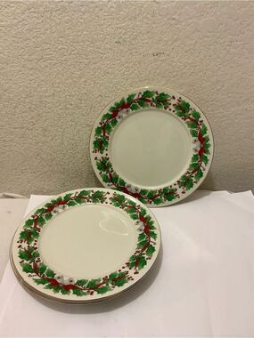 Lot of 4 Sango 8415 Christmas Holly dinner Plates 2 Lots Available VGC!